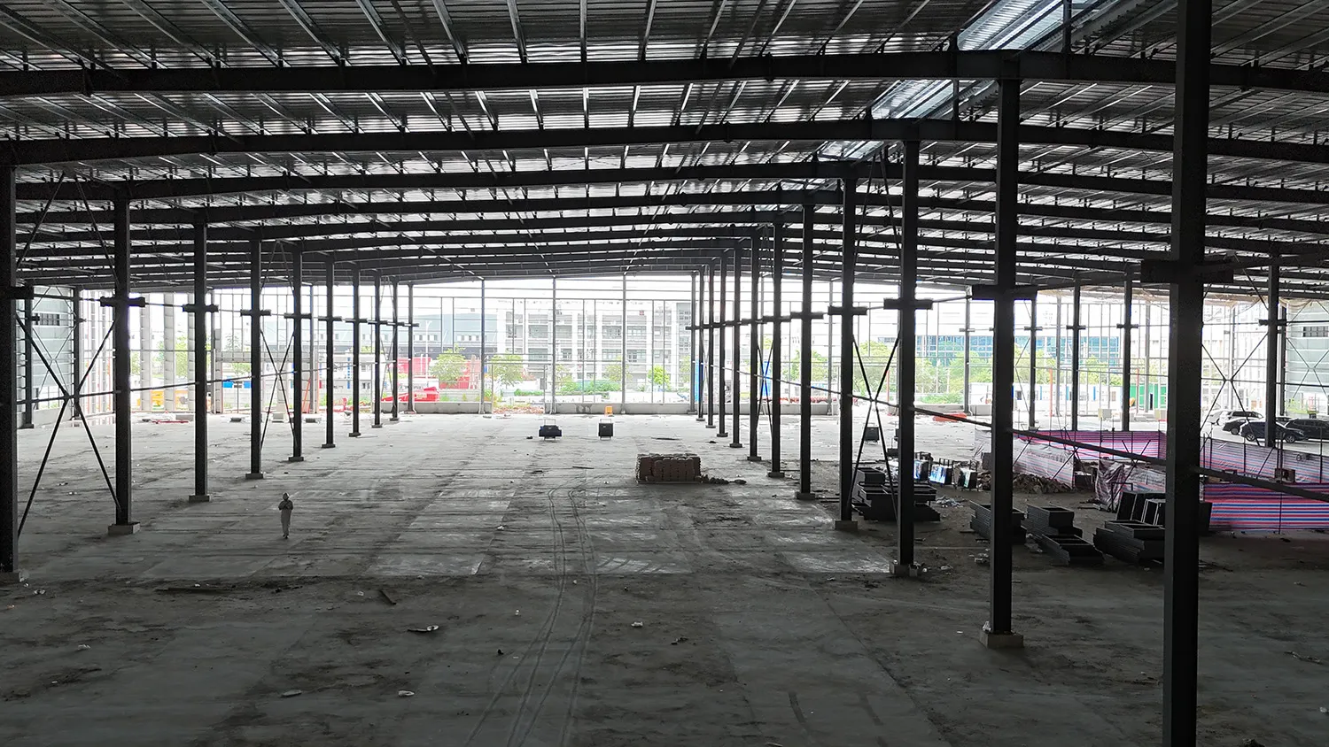 20,000 m² steel structure workshop project in Foshan China