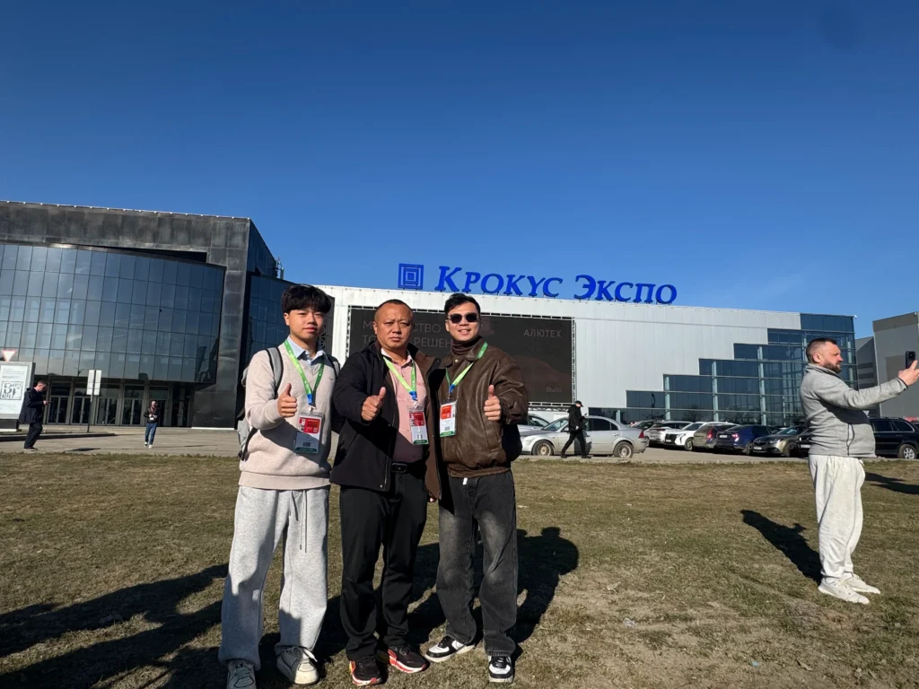 bingfa-steel-team-at-mosbuild-structure-steel-exhibition-moscow-russia